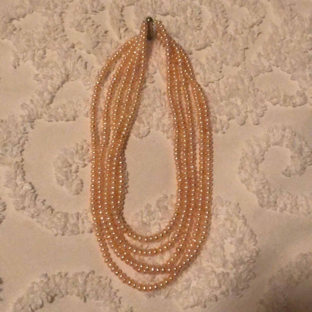 5 string pearl necklace - NEVER WORN